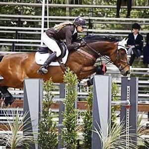 Meet your Posher, Carolin